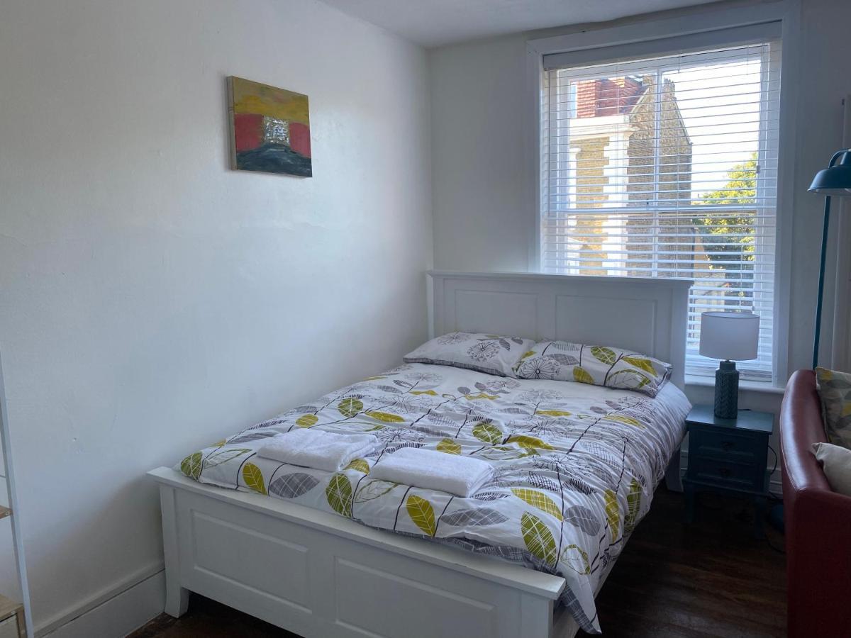 Accommodation Hub Studio 2 London Exteriör bild